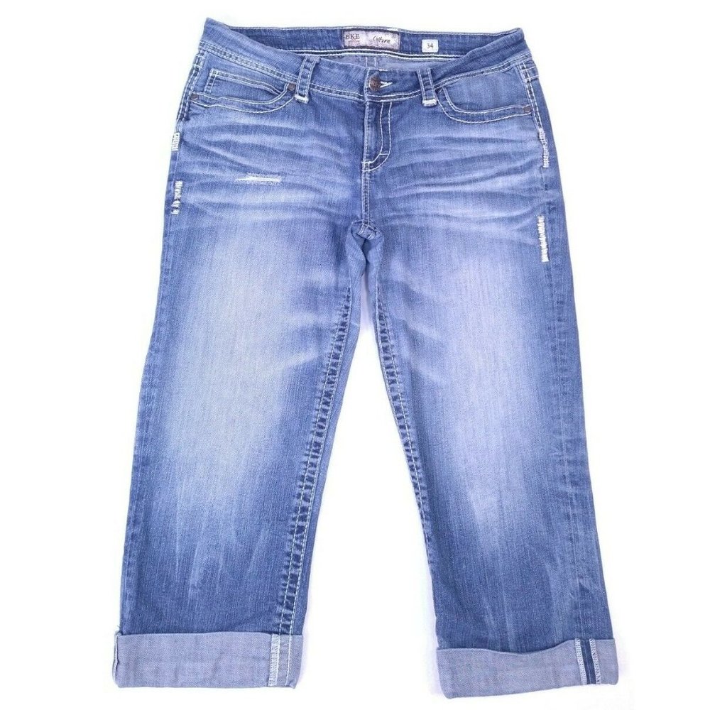 BKE Buckle Culture Capri Cuffed Distressed Stretch Womens Sz 34 actual 36 x 22